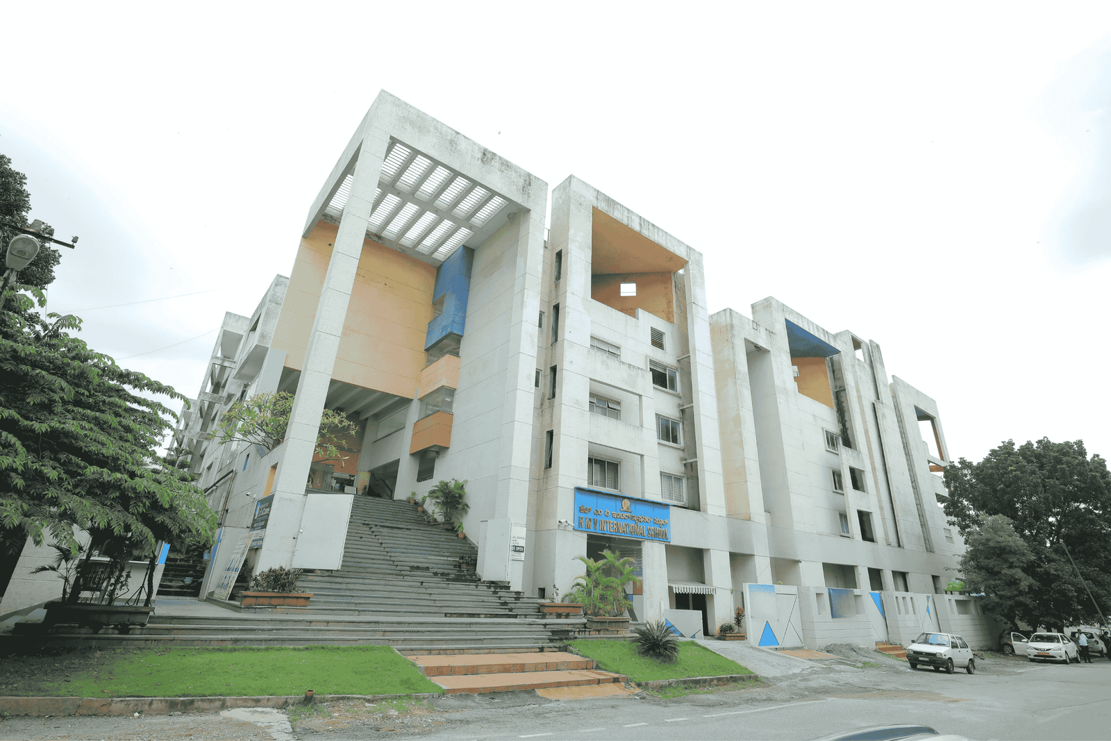 Untitled (2560 x 1707 px)